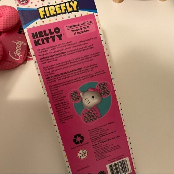 Hello Kitty Kids Toothbrush and Set of  2 Bow Barrettes NWT - Picture 5 of 7